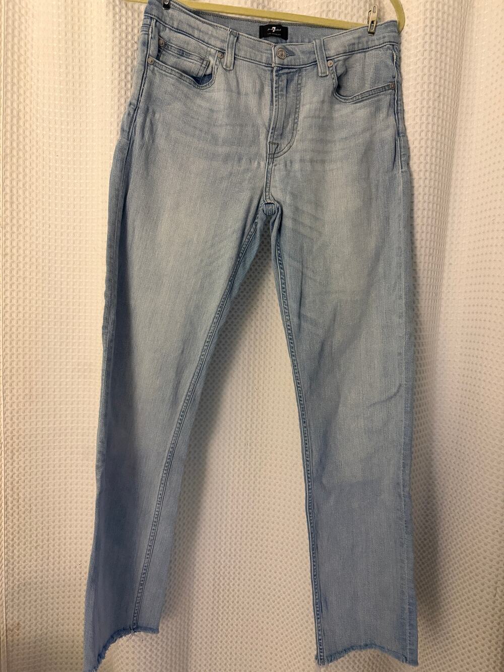 7 For All Mankind Women’s Straight Leg Jeans Size 31 Light Wash Raw Hem